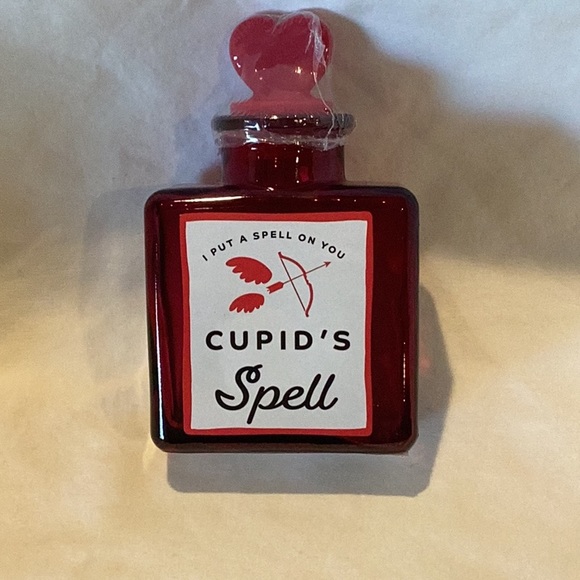 Target Valentine Potion Bottles - set of 3 bottles - Picture 6 of 8
